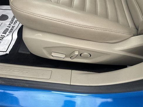 Used 2019 Ford Fusion SEL image 31