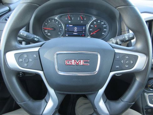 Certified 2023 GMC Terrain SLE image 23