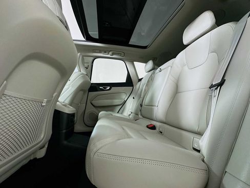 New 2026 Volvo XC60 T8 Ultra w/ Protection Package Premier image 22