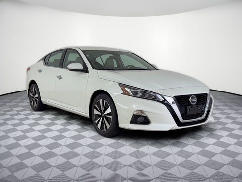 Used 2021 Nissan Altima 2.5 SL AWD/4WD image 7