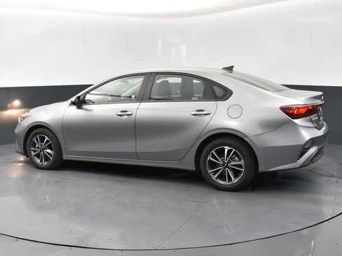 Used 2024 Kia Forte LXS image 5
