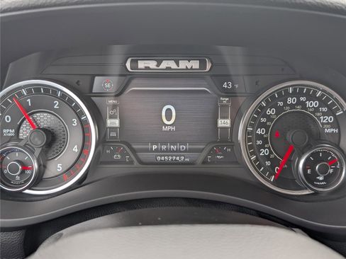 Used 2024 RAM 2500 Laramie image 35