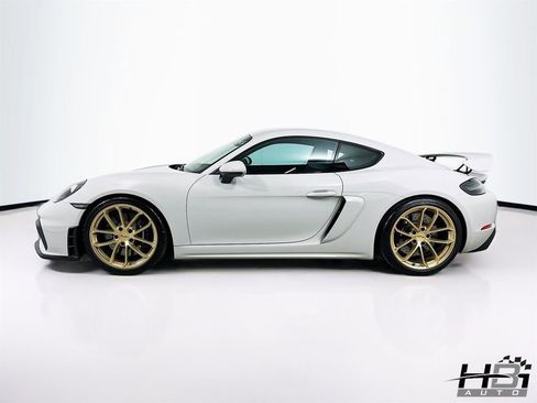Used 2022 Porsche 718 Cayman GT4 RWD image 9