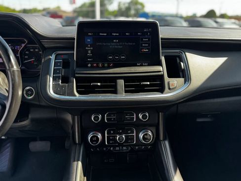 Used 2021 GMC Yukon XL AT4 w/ AT4 Premium Plus Package AWD/4WD image 25