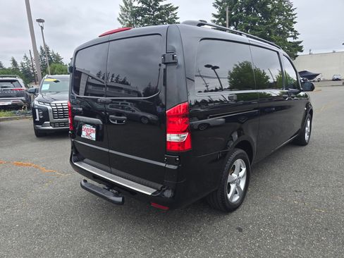 Used 2017 Mercedes-Benz Metris image 7