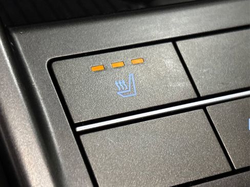 Certified 2025 Hyundai Kona SEL image 34