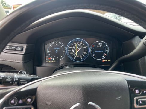 Used 2015 Cadillac Escalade ESV Premium image 53