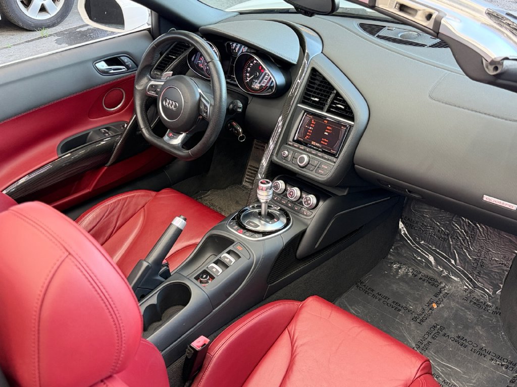 Used 2015 Audi R8 V10 AWD/4WD image 30