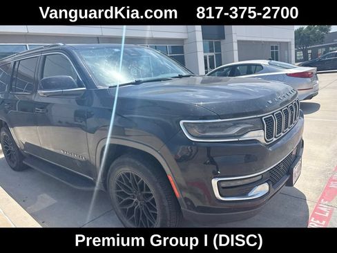 Used 2022 Jeep Wagoneer Series I w/ Convenience Group I AWD/4WD image 4