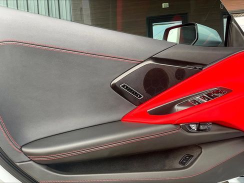 Used 2024 Chevrolet Corvette Stingray Preferred Conv w/ Stealth Interior Trim Package RWD image 16