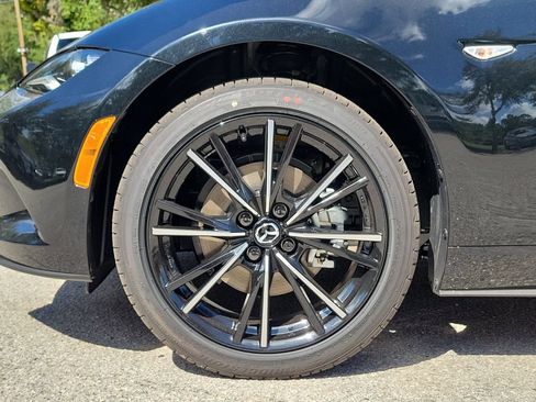 New 2026 MAZDA MX-5 Miata RF Grand Touring RWD image 7