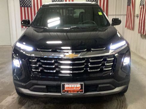 New 2026 Chevrolet Equinox LT w/ Convenience Package II image 8