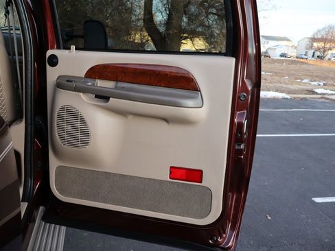 Used 2000 Ford Excursion Limited image 28