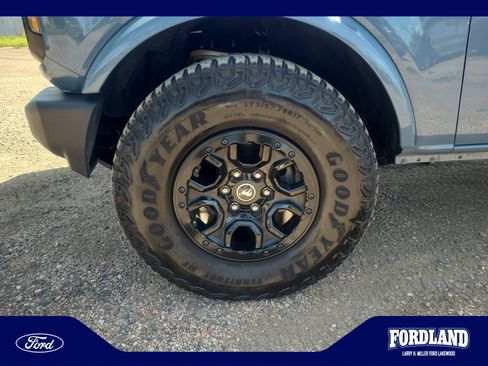 Used 2023 Ford Bronco Outer Banks AWD/4WD image 26