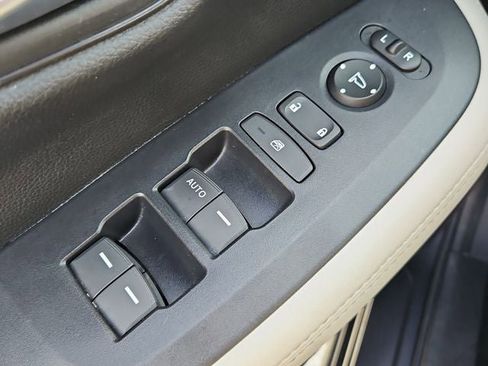 Used 2024 Honda HR-V LX image 30