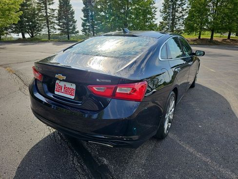 Used 2017 Chevrolet Malibu Premier w/ Premier Sun and Wheel Package FWD image 6
