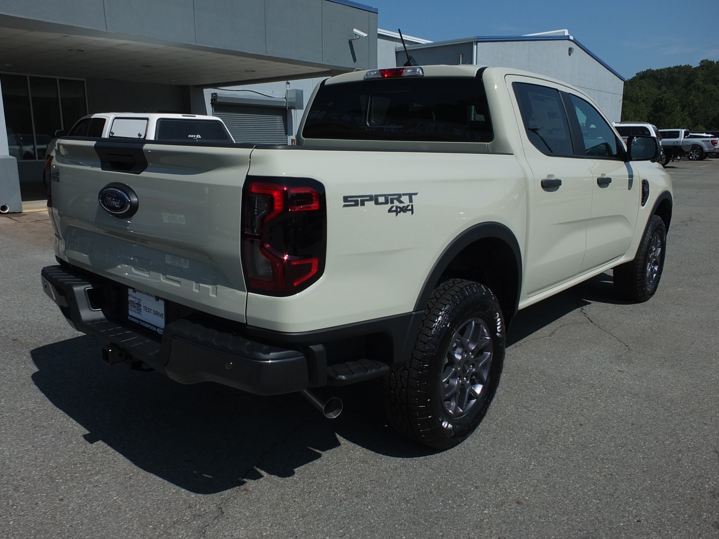 New 2026 Ford Ranger XLT w/ Technology Package AWD/4WD image 3