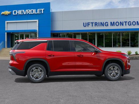 New 2026 Chevrolet Traverse LT w/ Driver Confidence Package FWD image 5