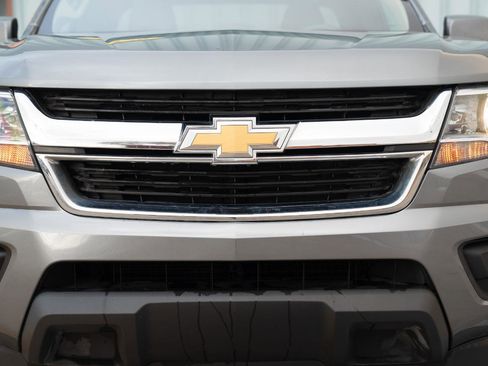 Used 2020 Chevrolet Colorado W/T w/ WT Convenience Package image 4