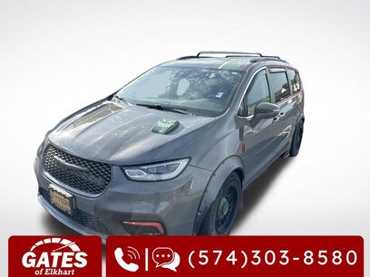Used 2022 Chrysler Pacifica Touring-L
