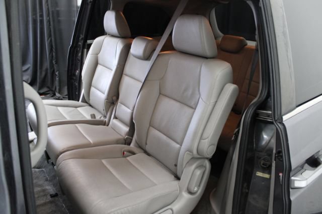 Used 2016 Honda Odyssey EX-L image 23