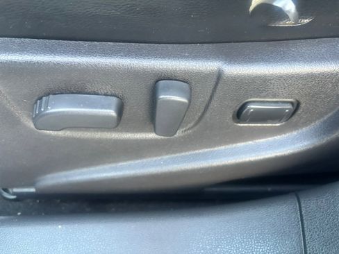 Used 2012 Nissan Rogue SL AWD/4WD image 13