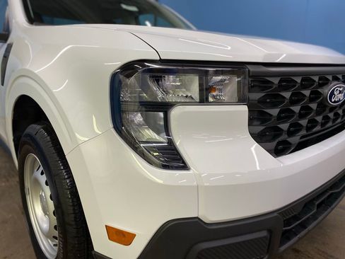 New 2025 Ford Maverick XL image 2