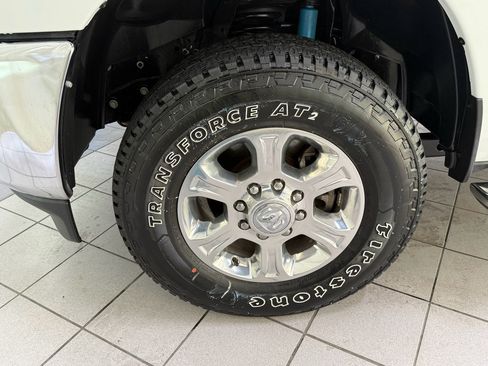 Used 2025 RAM 2500 Big Horn AWD/4WD image 12