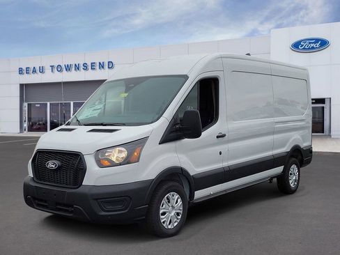 New 2026 Ford Transit 250 148 Medium Roof image 2