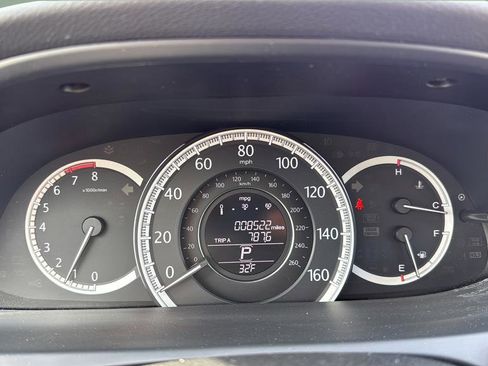 Used 2015 Honda Accord EX-L image 16