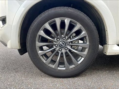 Used 2024 Nissan Armada Platinum w/ Captain's Chairs Package AWD/4WD image 5