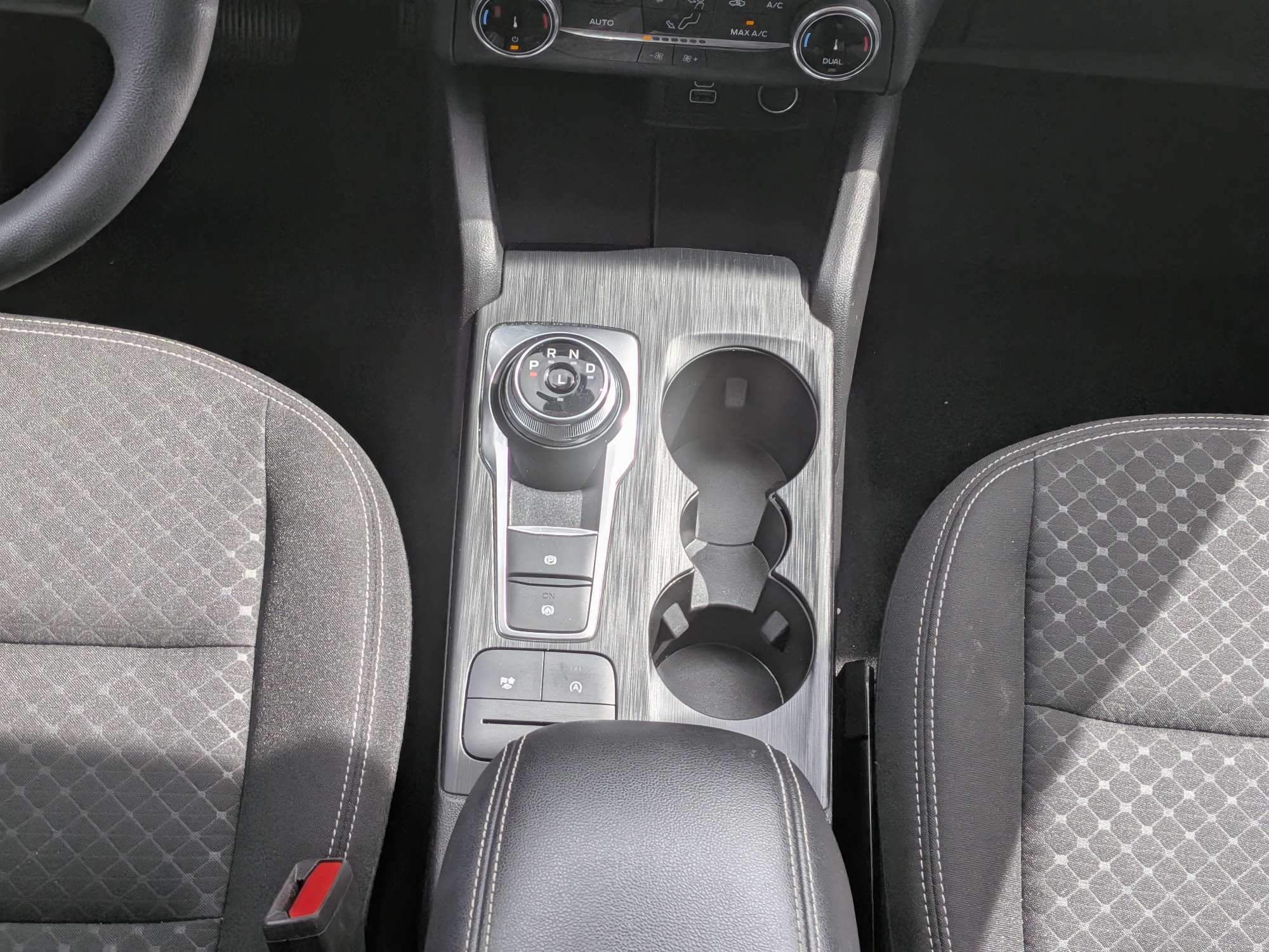 Used 2025 Ford Escape Active AWD/4WD image 20