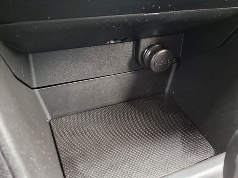 Used 2013 Subaru Impreza 2.0i Sport Premium image 8