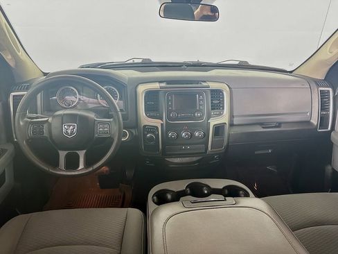 Used 2019 RAM 1500 Classic SLT RWD image 21