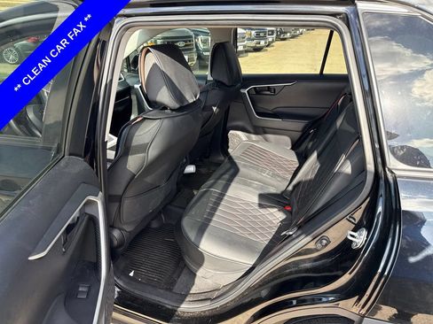 Used 2023 Toyota RAV4 LE FWD image 6