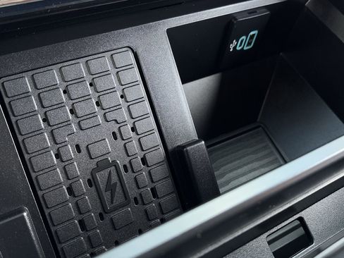 New 2025 Ford F350 King Ranch w/ Chrome Package image 54