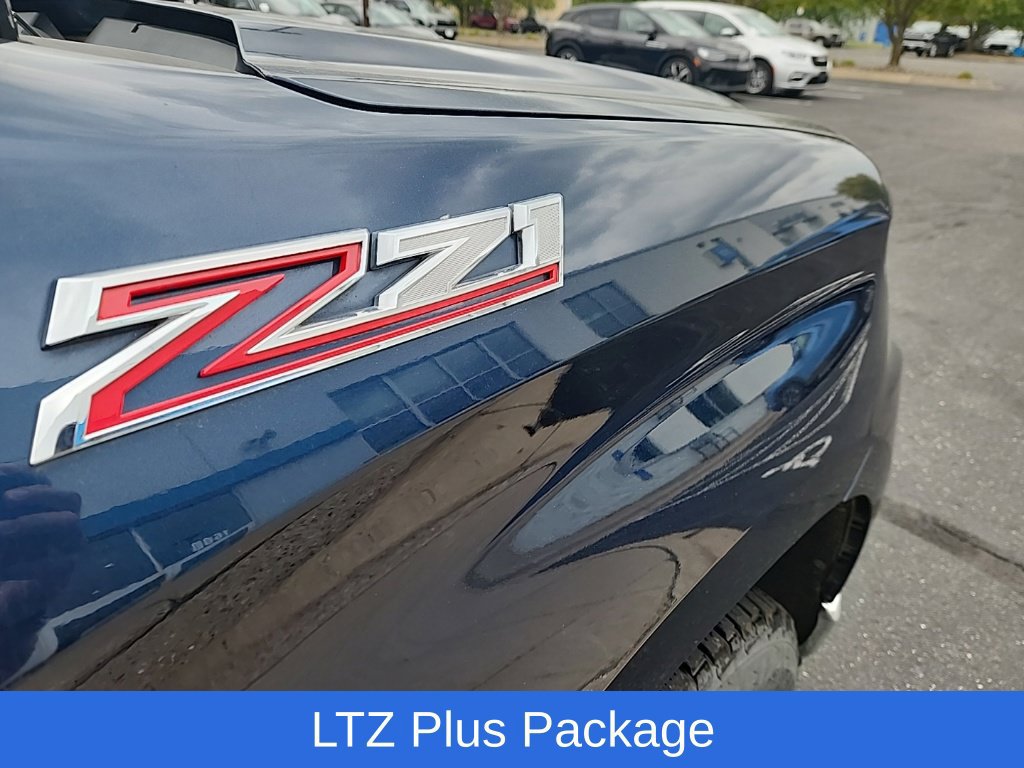 Used 2021 Chevrolet Silverado 1500 LTZ AWD/4WD image 19
