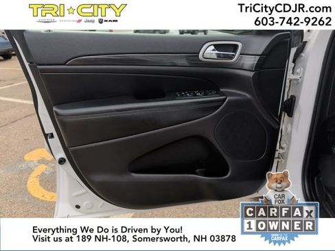 Used 2019 Jeep Grand Cherokee Altitude image 14