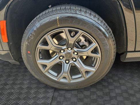 New 2026 Jeep Grand Wagoneer L Limited image 23