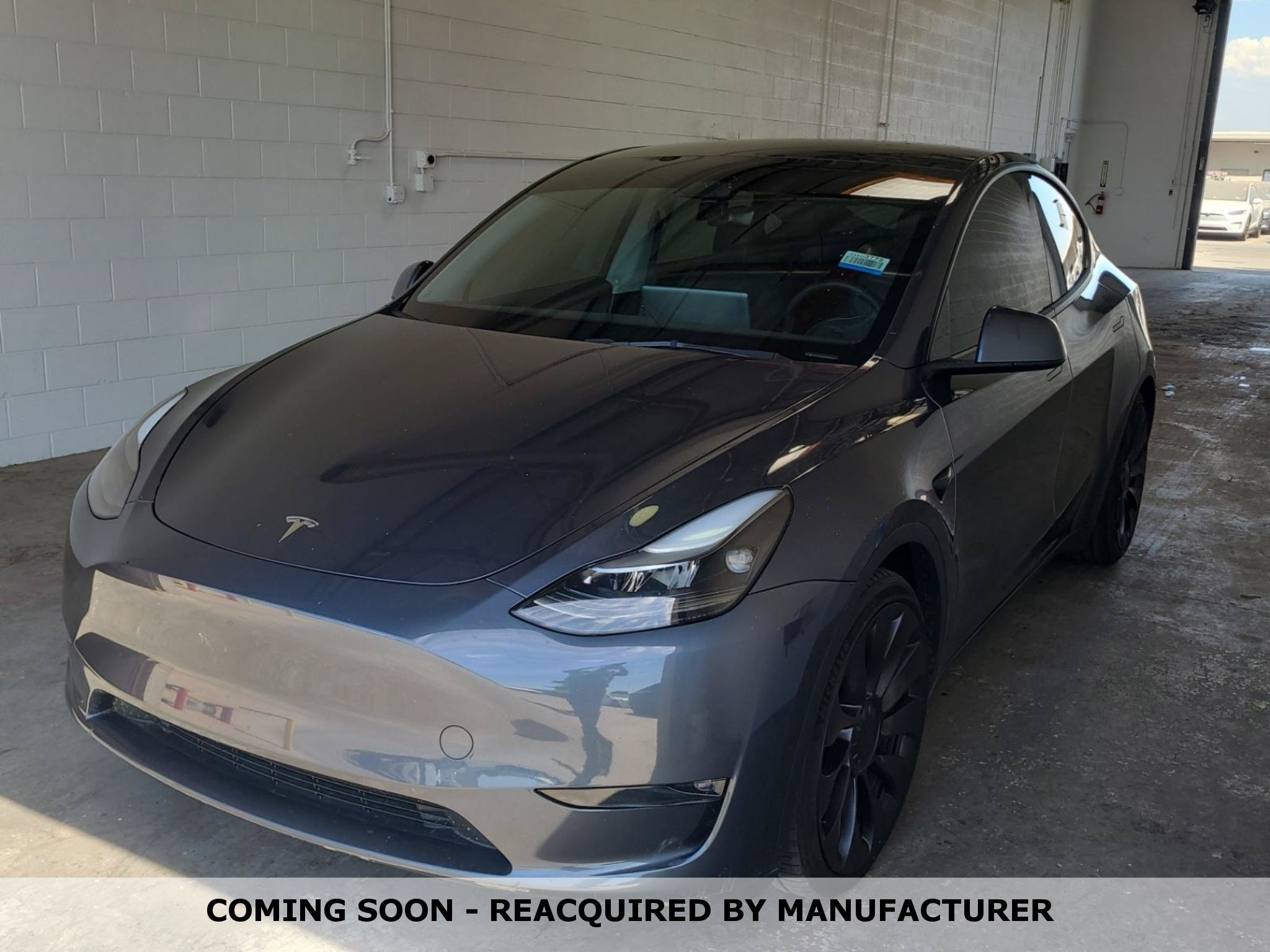 Used 2023 Tesla Model Y Performance AWD/4WD image 1