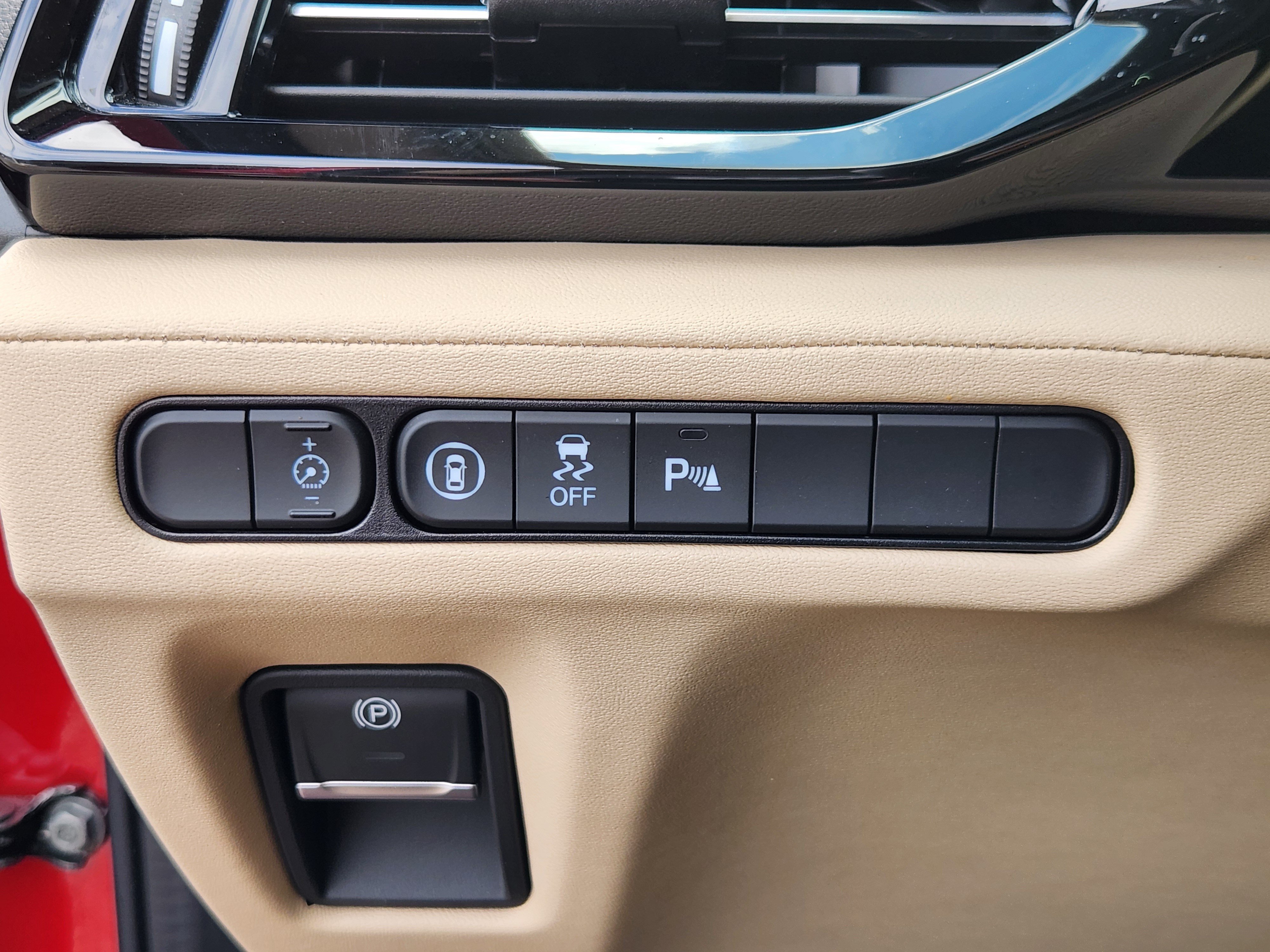Certified 2023 Acura MDX w/ Technology Package AWD/4WD image 28