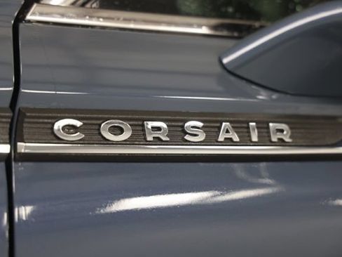 Used 2023 Lincoln Corsair Reserve w/ Equipment Group 202A AWD/4WD image 7