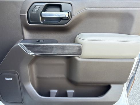 Used 2021 Chevrolet Silverado 1500 LTZ image 34