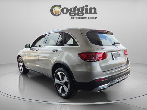 Certified 2022 Mercedes-Benz GLC 300 image 3