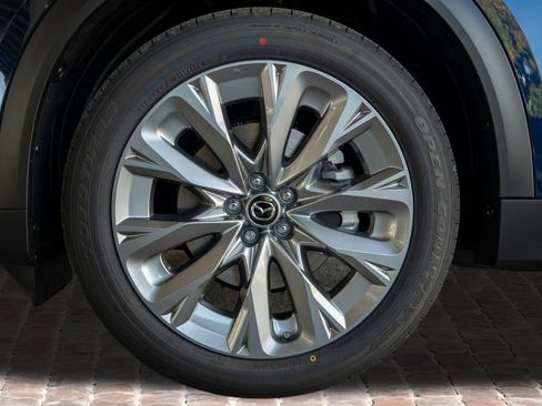 New 2026 MAZDA CX-90 3.3 Turbo w/ Preferred Package AWD/4WD image 37