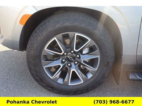 Used 2023 Chevrolet Tahoe Z71 w/ Z71 Off-Road Package AWD/4WD image 32