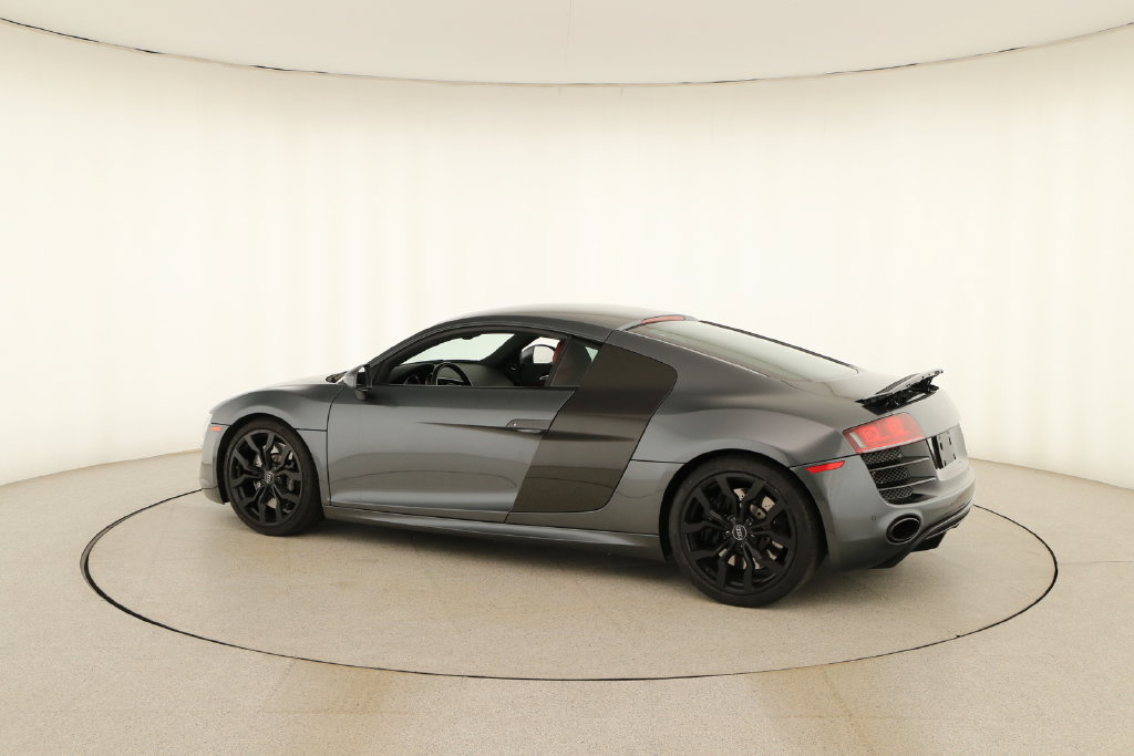 Used 2011 Audi R8 V10 AWD/4WD image 3