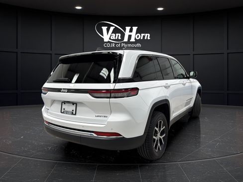 Used 2022 Jeep Grand Cherokee Limited AWD/4WD image 7