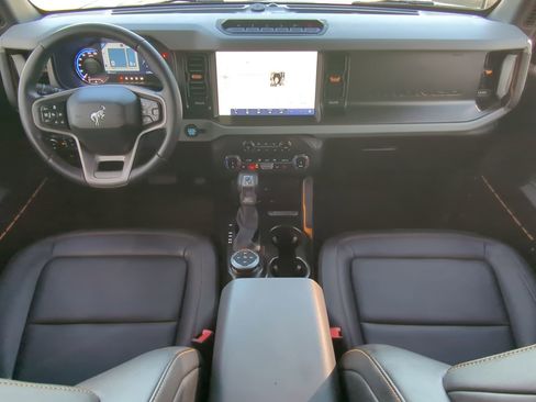 Certified 2022 Ford Bronco Badlands image 13