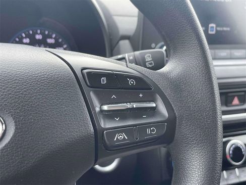 Used 2023 Hyundai Kona SEL image 22